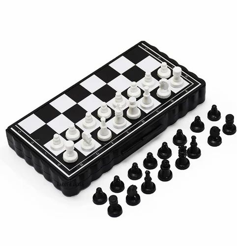 MINI MAGNETIC CHESS
