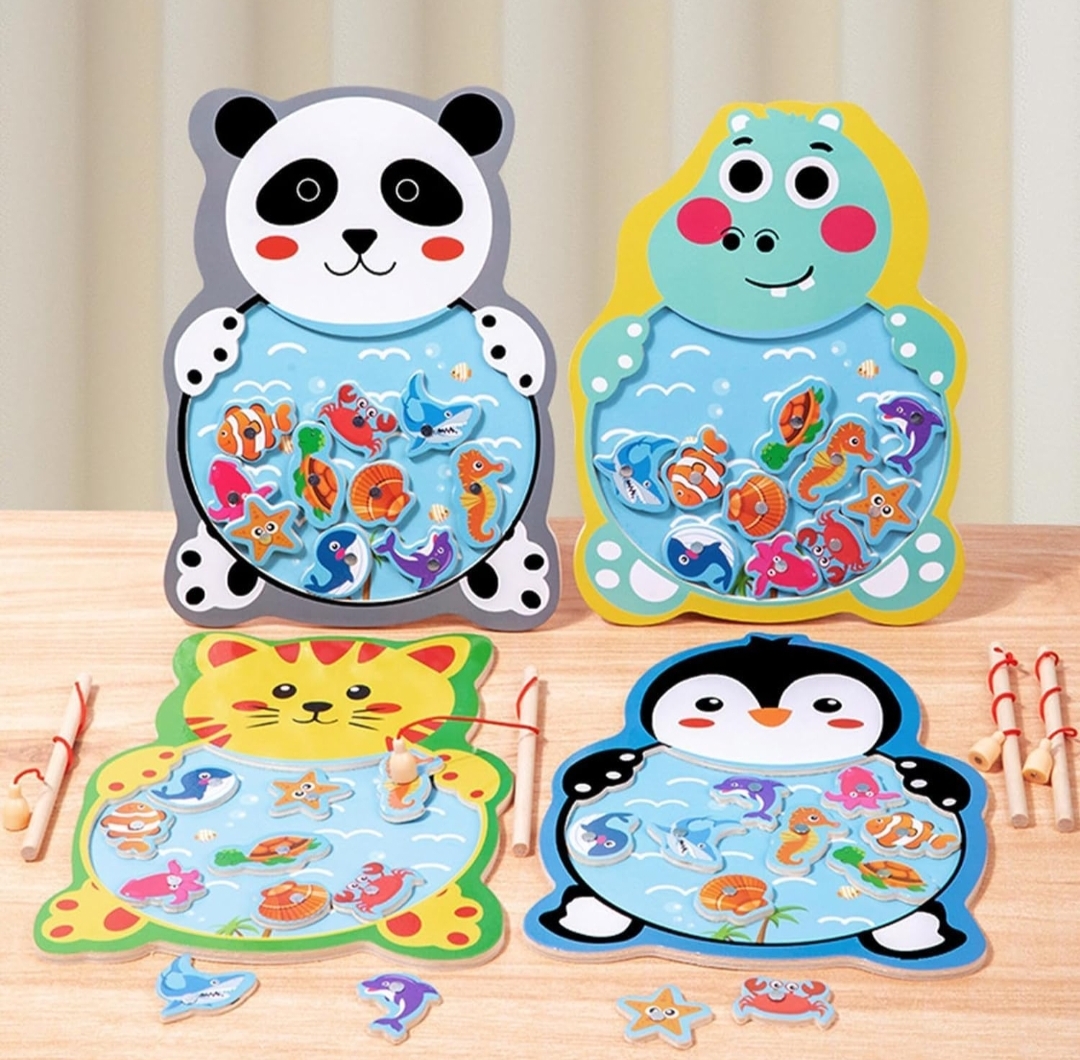 WOODEN MAGNETIC FISHING BOARD hover